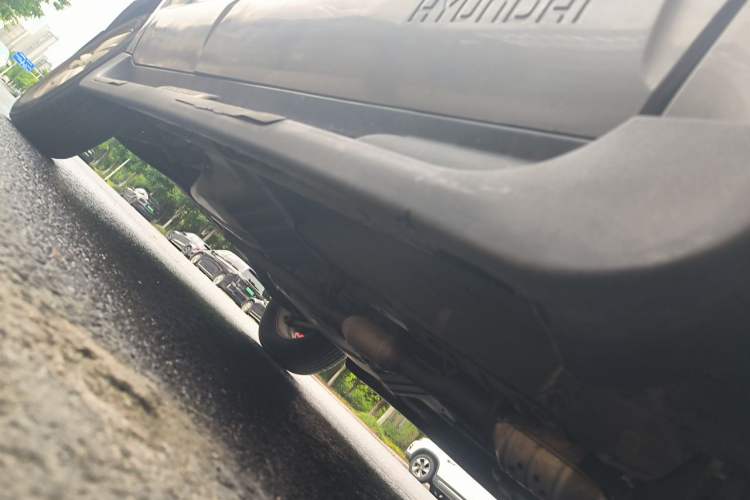 Used Hyundai Tucson 2009 2.0L Automatic Two-Wheel Drive with Sunroof Chassis Front Right