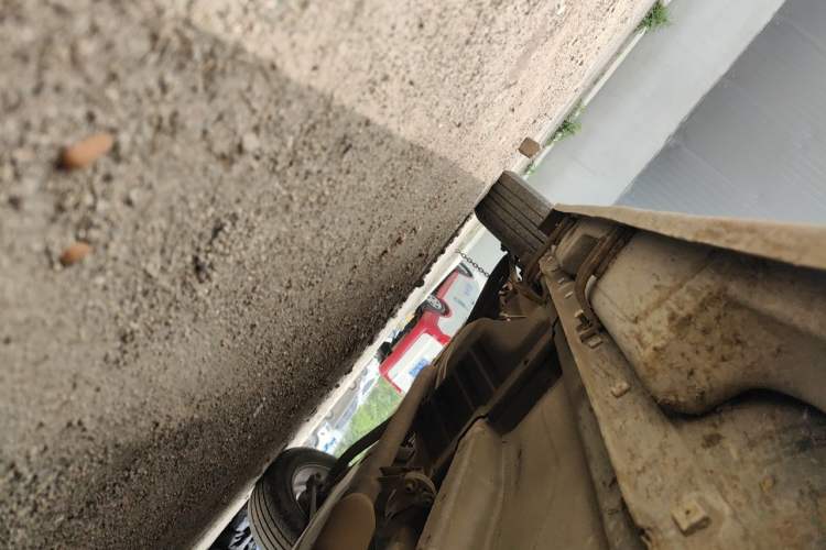 Used Hyundai Tucson 2009 2.0L Manual Two-Wheel Drive Fashion Edition Chassis Front Right