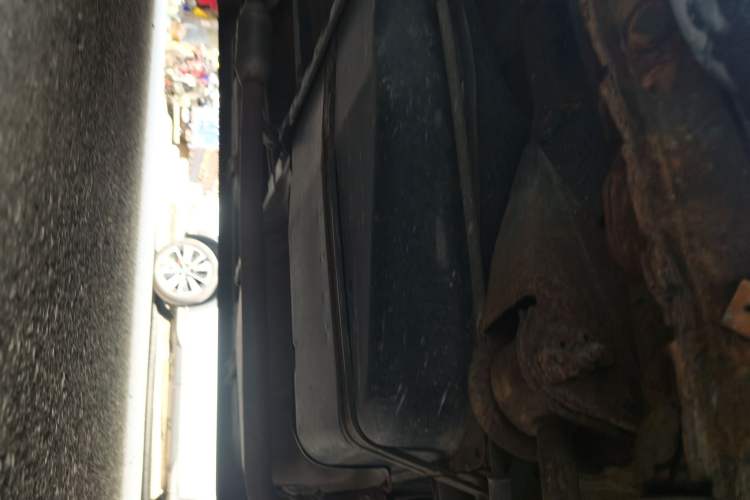 Used Hyundai Tucson 2009 2.0L Automatic Two-Wheel Drive with Sunroof Chassis Rear Left