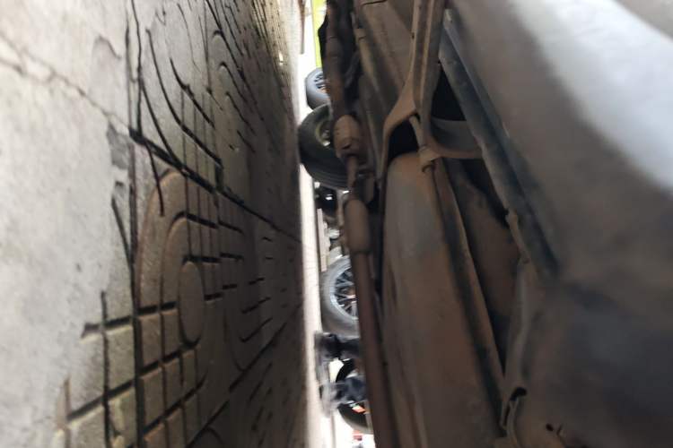 Used Hyundai Tucson 2009 2.0L Manual Two-Wheel Drive Fashion Edition Chassis Rear Left