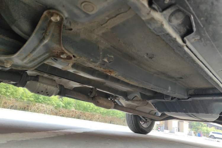 Used Hyundai Tucson 2009 2.0L Manual Two-Wheel Drive Fashion Edition Chassis Rear Left