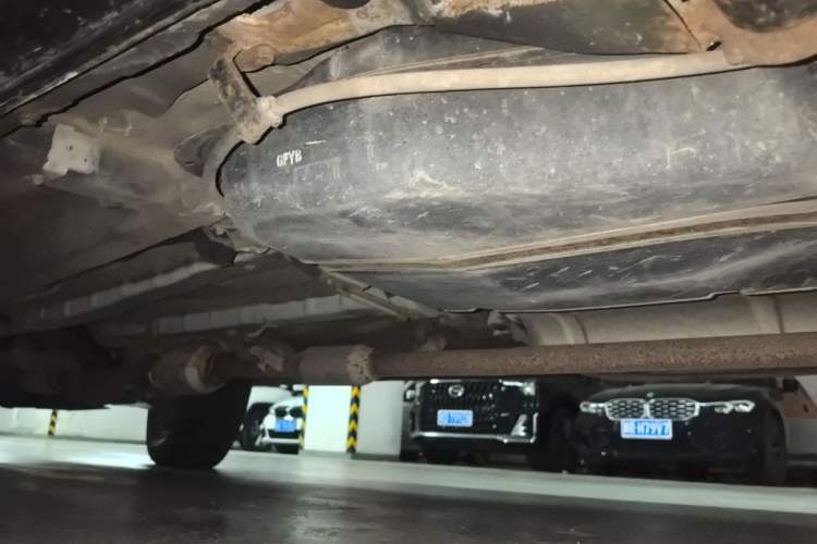 Used Hyundai Tucson 2009 2.0L Automatic Two-Wheel Drive with Sunroof Chassis Rear Left