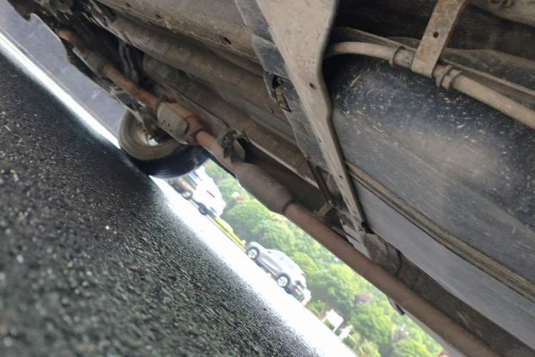 Used Hyundai Tucson 2009 2.0L Automatic Two-Wheel Drive with Sunroof Chassis Rear Left