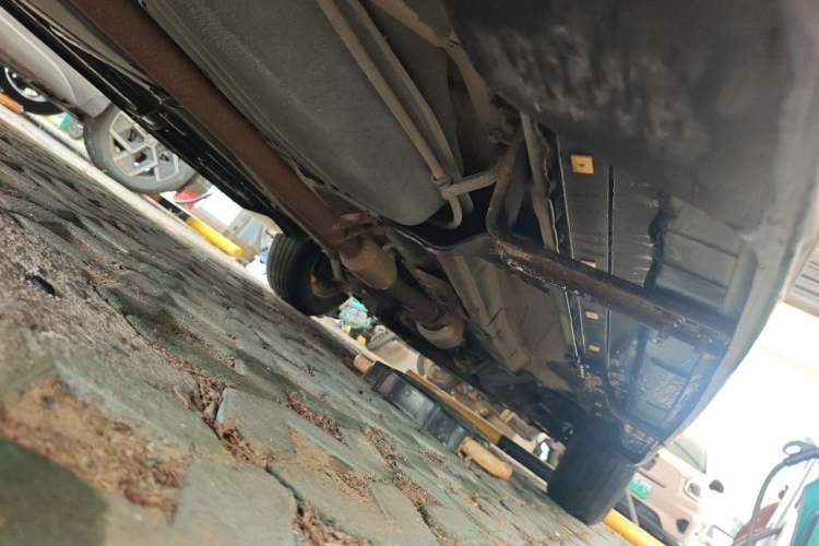 Used Hyundai Tucson 2009 2.0L Automatic Two-Wheel Drive with Sunroof Chassis Rear Right