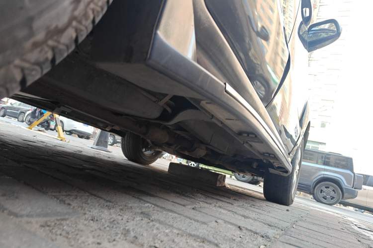 Used Hyundai Tucson 2009 2.0L Automatic Two-Wheel Drive with Sunroof Chassis Rear Right