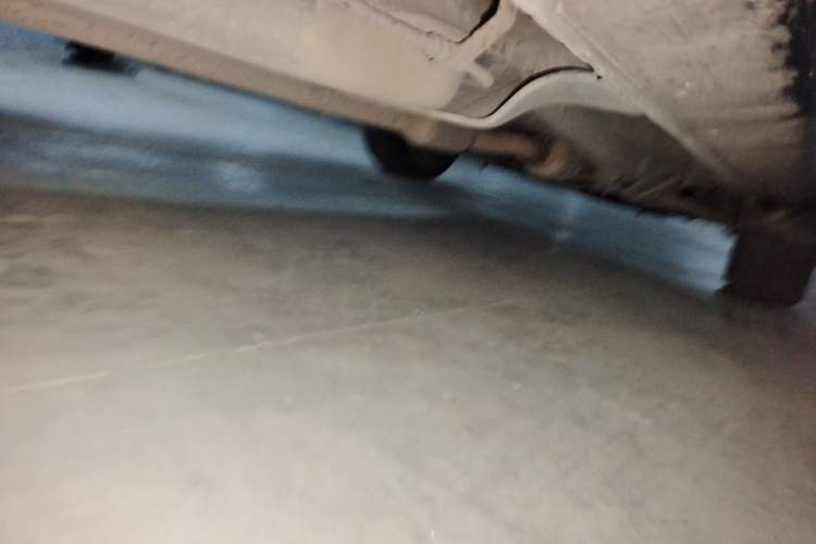 Used Hyundai Tucson 2009 2.0L Automatic Two-Wheel Drive with Sunroof Chassis Rear Right