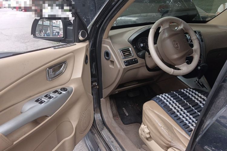 Used Hyundai Tucson 2009 2.0L Automatic Two-Wheel Drive with Sunroof Driver Seat