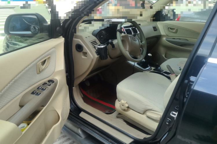 Used Hyundai Tucson 2009 2.0L Manual Two-Wheel Drive Fashion Edition Driver Seat