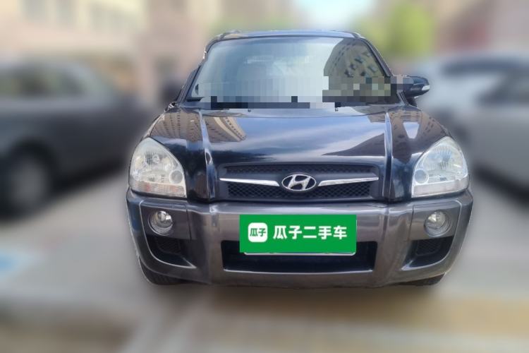 Used Hyundai Tucson 2009 2.0L Manual Two-Wheel Drive Fashion Edition Front