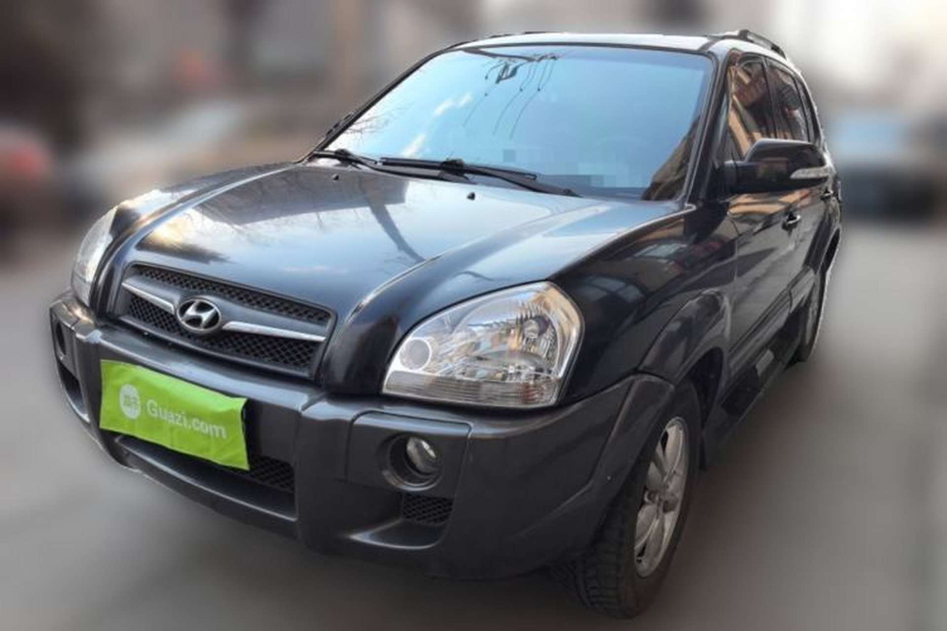 Used Hyundai Tucson 2009 2.0L Automatic Two-Wheel Drive with Sunroof Front Left 45 Deg