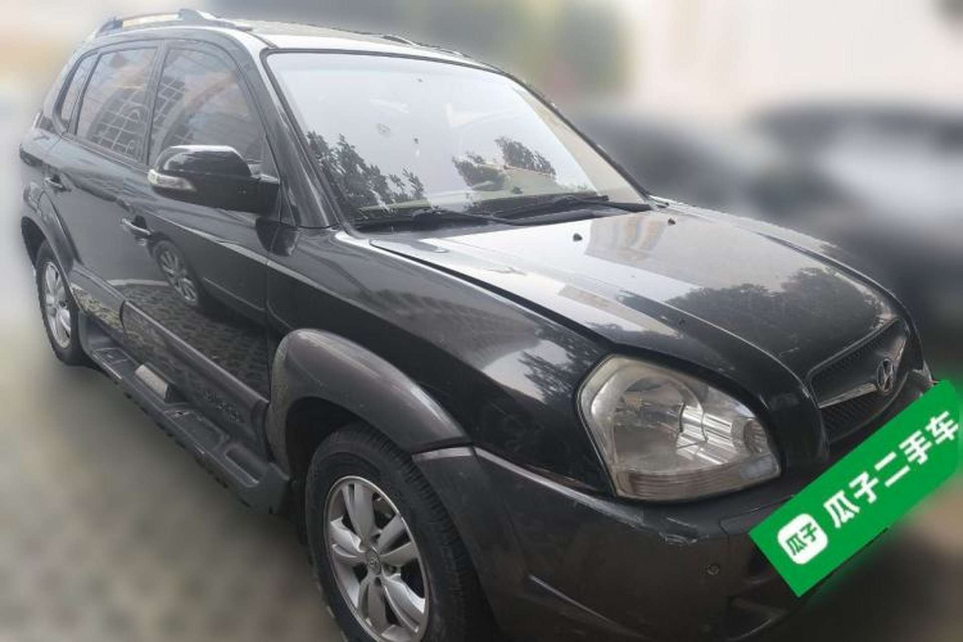 Used Hyundai Tucson 2009 2.0L Automatic Two-Wheel Drive with Sunroof Front Right 45 Deg