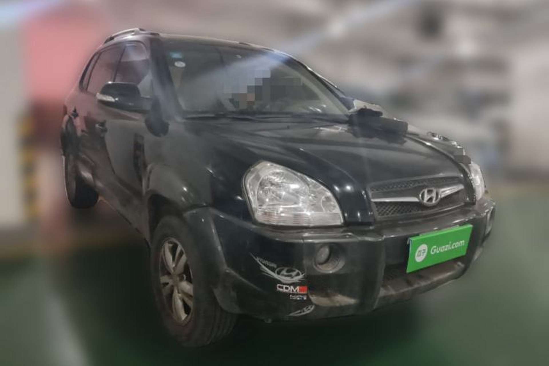 Used Hyundai Tucson 2009 2.0L Automatic Two-Wheel Drive with Sunroof Front Right 45 Deg