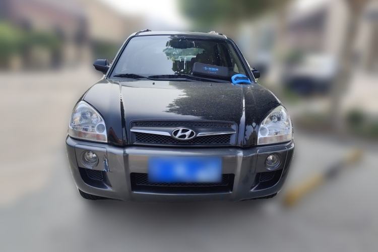 Used Hyundai Tucson 2009 2.0L Manual Two-Wheel Drive Fashion Edition Front