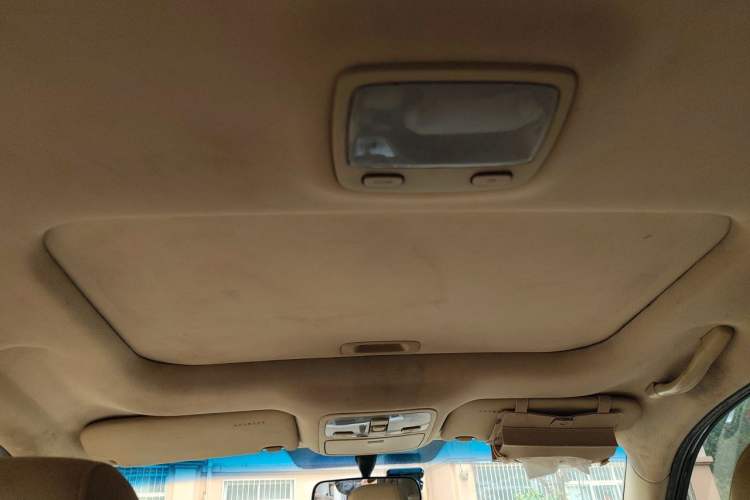 Used Hyundai Tucson 2009 2.0L Automatic Two-Wheel Drive with Sunroof Headliner