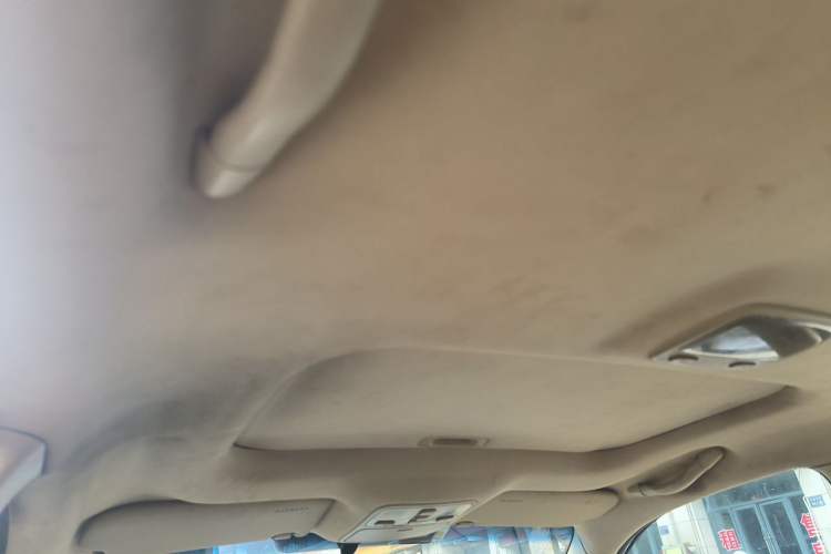 Used Hyundai Tucson 2009 2.0L Automatic Two-Wheel Drive with Sunroof Headliner