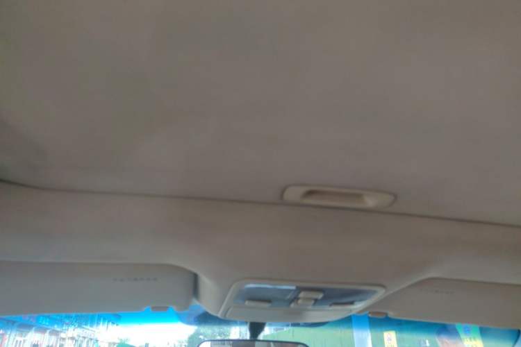 Used Hyundai Tucson 2009 2.0L Manual Two-Wheel Drive Fashion Edition Headliner