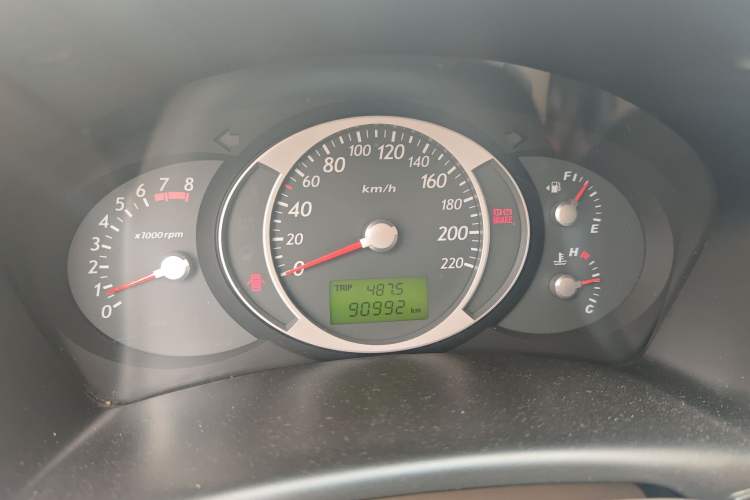 Used Hyundai Tucson 2009 2.0L Manual Two-Wheel Drive Fashion Edition Instrument Cluster