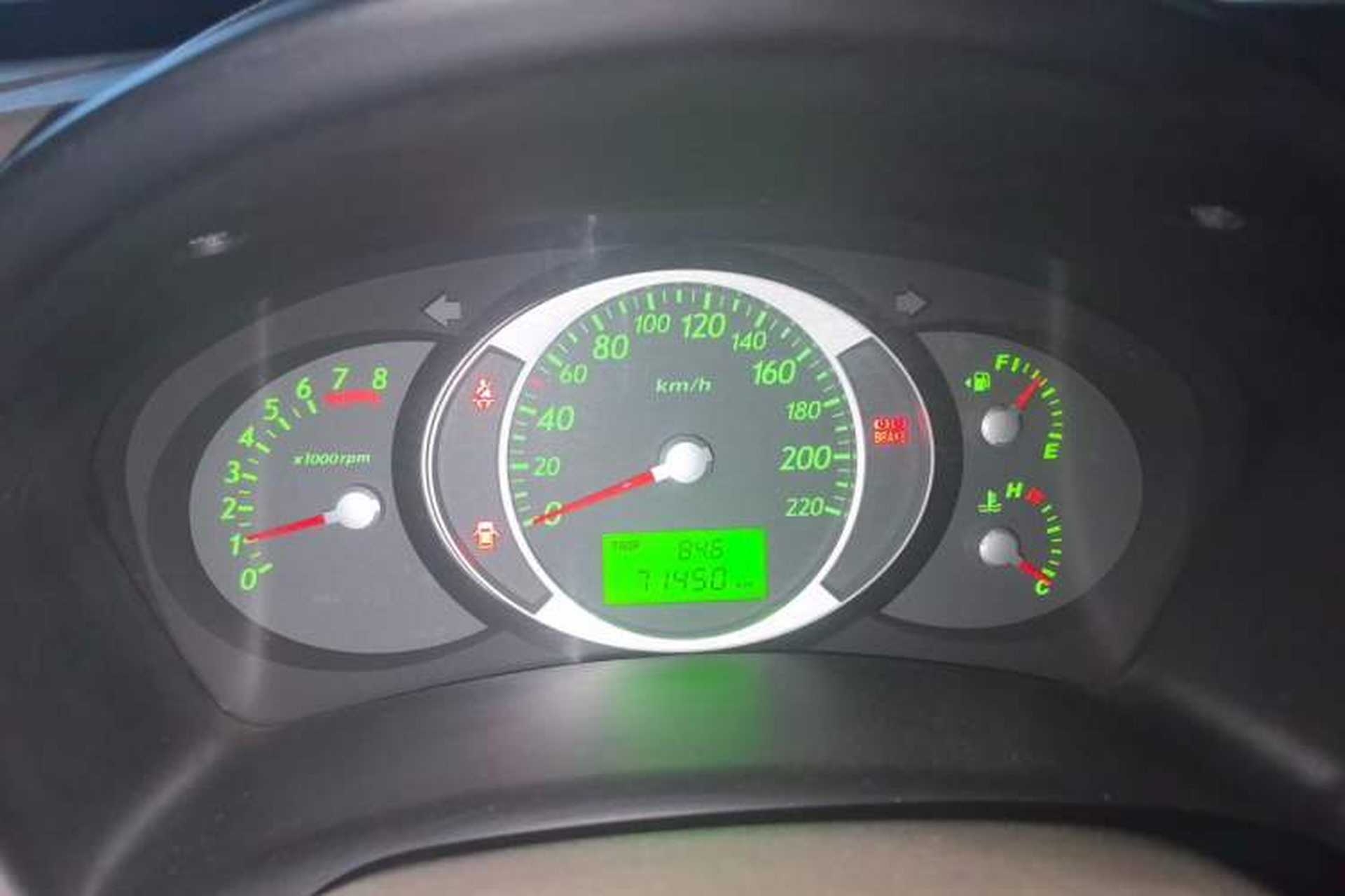 Used Hyundai Tucson 2009 2.0L Manual Two-Wheel Drive Fashion Edition Instrument Cluster