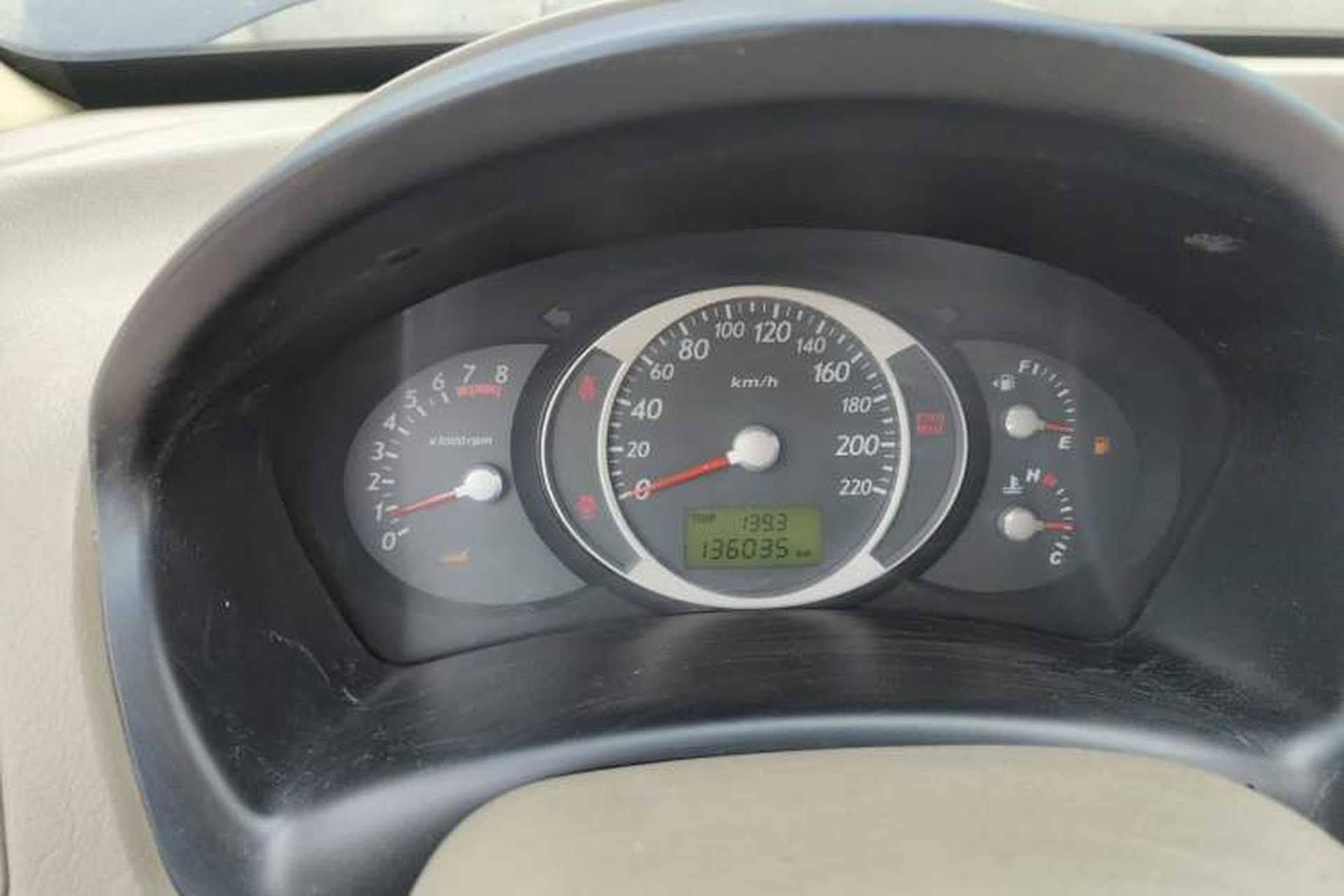 Used Hyundai Tucson 2009 2.0L Manual Two-Wheel Drive Fashion Edition Instrument Cluster