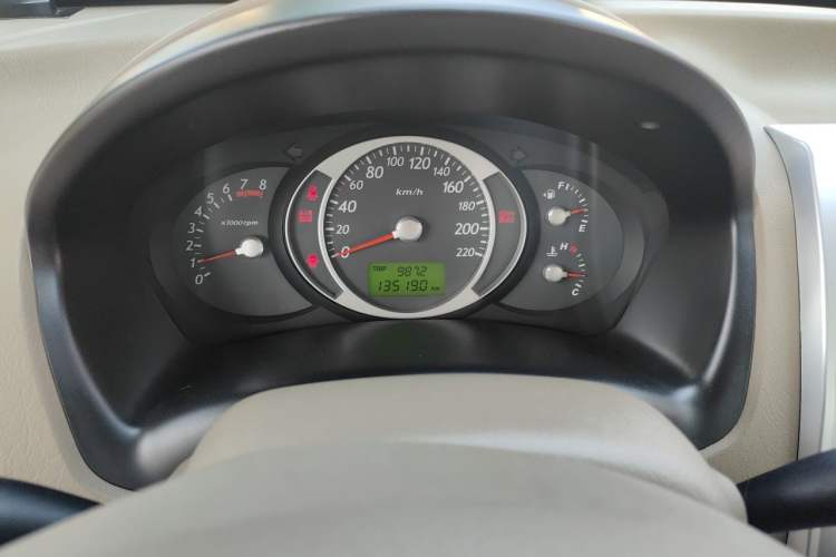 Used Hyundai Tucson 2009 2.0L Manual Two-Wheel Drive Fashion Edition Instrument Cluster
