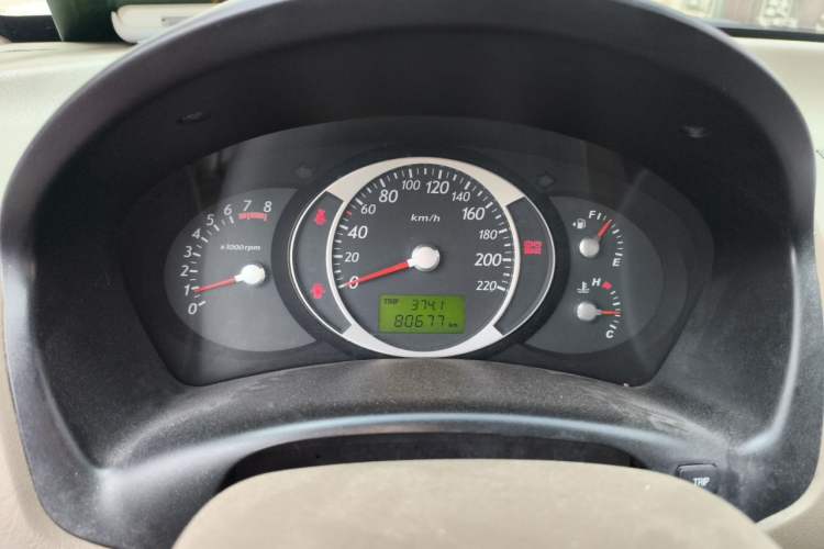 Used Hyundai Tucson 2009 2.0L Manual Two-Wheel Drive Fashion Edition Instrument Cluster