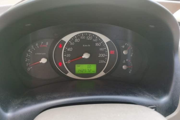 Used Hyundai Tucson 2009 2.0L Manual Two-Wheel Drive Fashion Edition Instrument Cluster