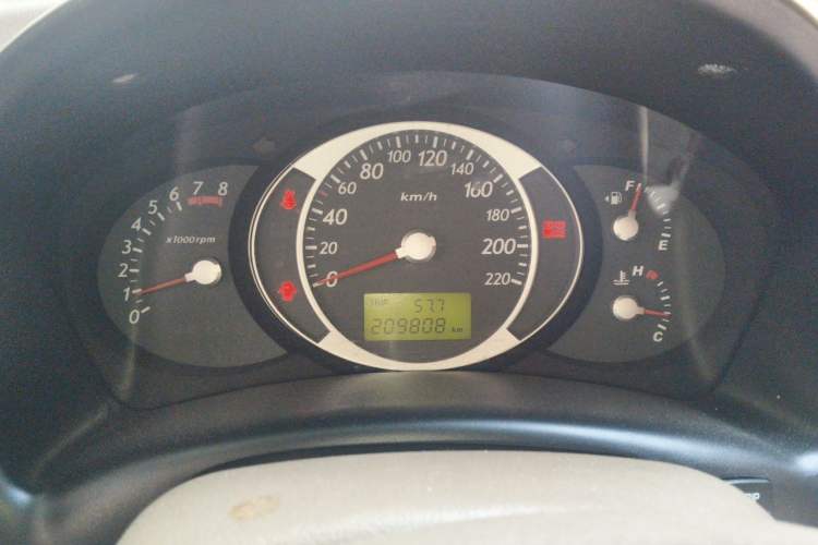 Used Hyundai Tucson 2009 2.0L Manual Two-Wheel Drive Fashion Edition Instrument Cluster