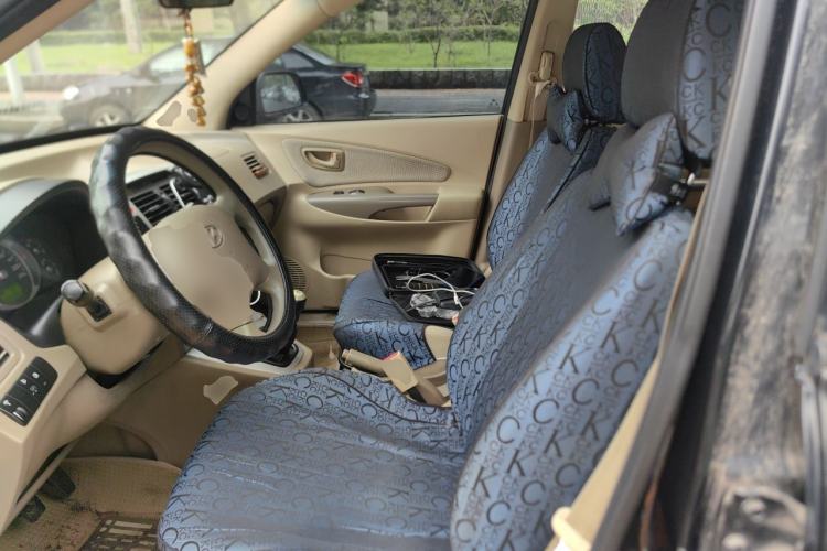 Used Hyundai Tucson 2009 2.0L Manual Two-Wheel Drive Fashion Edition Left Front Seat
