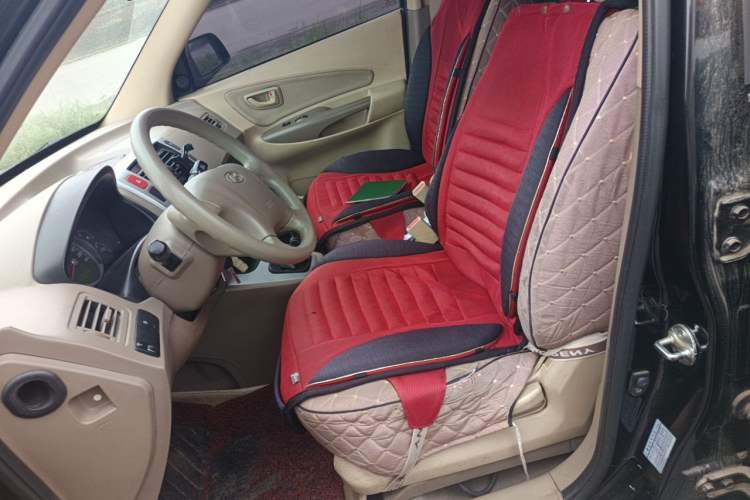 Used Hyundai Tucson 2009 2.0L Manual Two-Wheel Drive Fashion Edition Left Front Seat