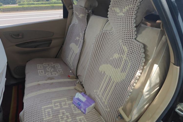 Used Hyundai Tucson 2009 2.0L Manual Two-Wheel Drive Fashion Edition Left Rear Seat