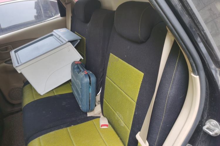Used Hyundai Tucson 2009 2.0L Manual Two-Wheel Drive Fashion Edition Left Rear Seat