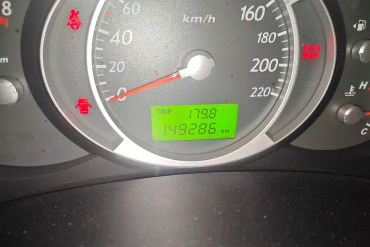 Used Hyundai Tucson 2009 2.0L Manual Two-Wheel Drive Fashion Edition Odometer Close Up