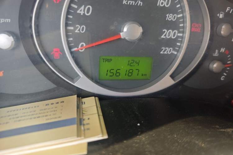 Used Hyundai Tucson 2009 2.0L Manual Two-Wheel Drive Fashion Edition Odometer Close Up