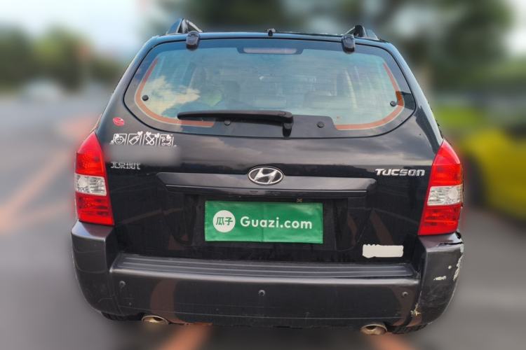 Used Hyundai Tucson 2009 2.0L Automatic Two-Wheel Drive with Sunroof Rear