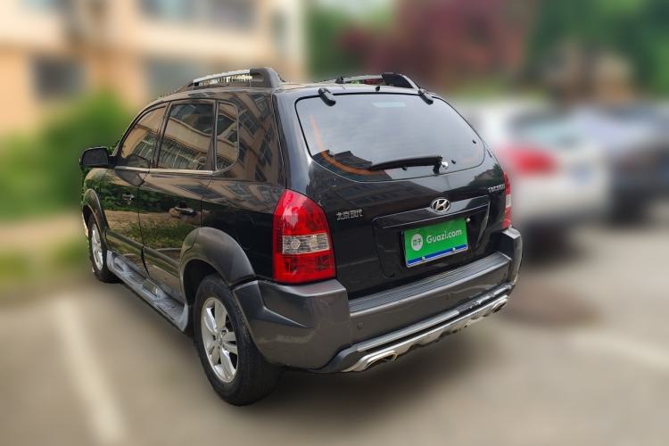 Used Hyundai Tucson 2009 2.0L Automatic Two-Wheel Drive with Sunroof Rear Left 45 Deg