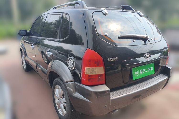 Used Hyundai Tucson 2009 2.0L Manual Two-Wheel Drive Fashion Edition Rear Left 45 Deg