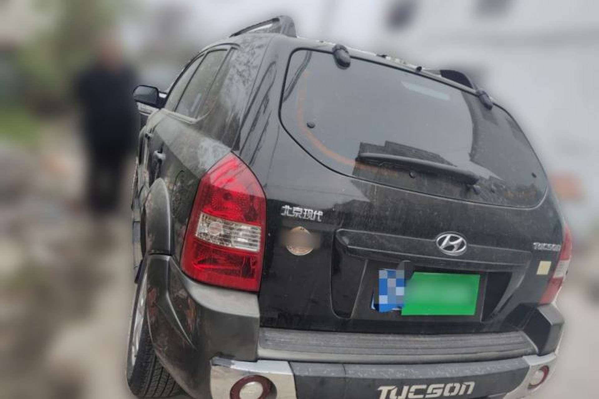 Used Hyundai Tucson 2009 2.0L Automatic Two-Wheel Drive with Sunroof Rear Left 45 Deg