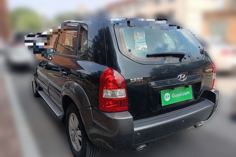 Used Hyundai Tucson 2009 2.0L Manual Two-Wheel Drive Fashion Edition Rear Left 45 Deg