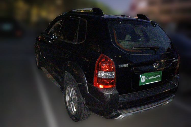 Used Hyundai Tucson 2009 2.0L Manual Two-Wheel Drive Fashion Edition Rear Left 45 Deg