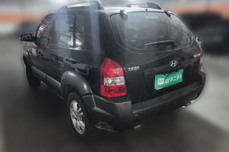 Used Hyundai Tucson 2009 2.0L Automatic Two-Wheel Drive with Sunroof Rear Left 45 Deg