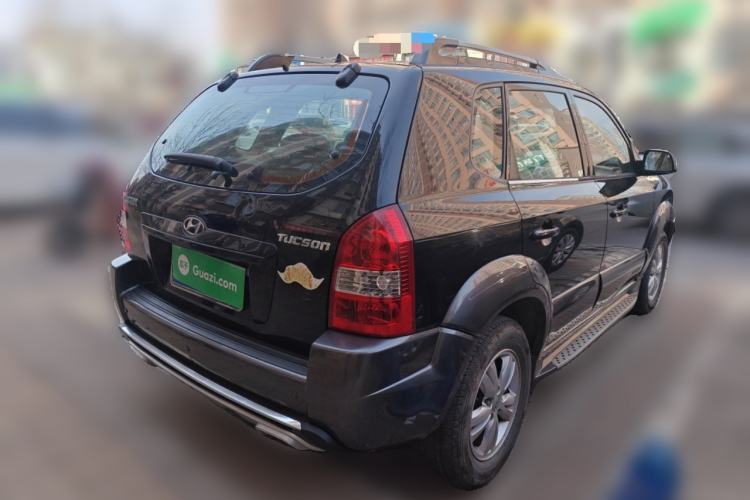 Used Hyundai Tucson 2009 2.0L Automatic Two-Wheel Drive with Sunroof Rear Right 45 Deg