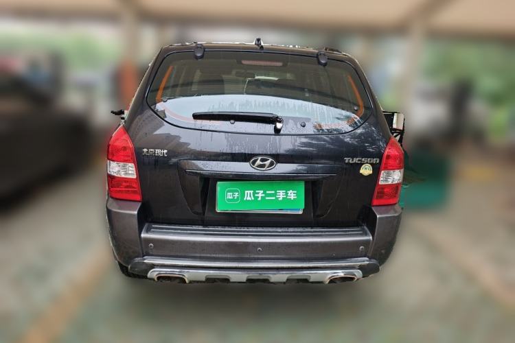 Used Hyundai Tucson 2009 2.0L Automatic Two-Wheel Drive with Sunroof Rear