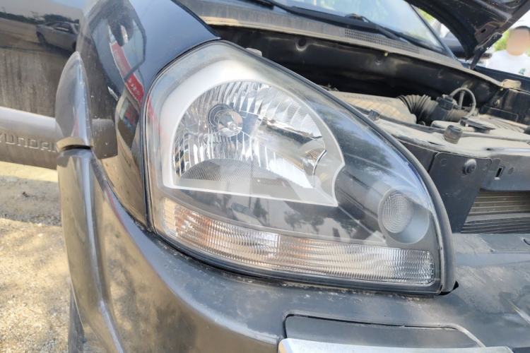 Used Hyundai Tucson 2009 2.0L Manual Two-Wheel Drive Fashion Edition Right Front Headlight