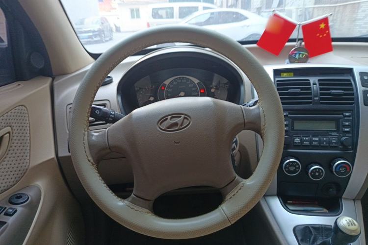 Used Hyundai Tucson 2009 2.0L Manual Two-Wheel Drive Fashion Edition Steering Wheel