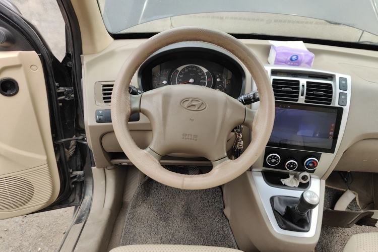 Used Hyundai Tucson 2009 2.0L Manual Two-Wheel Drive Fashion Edition Steering Wheel
