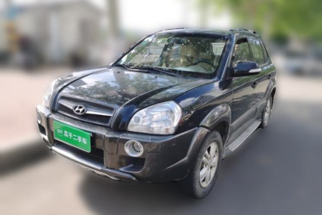 Used Hyundai Tucson 2009 2.0L Manual Two-Wheel Drive Fashion Edition