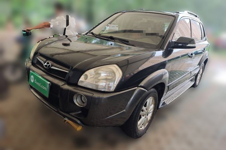 Used Hyundai Tucson 2009 2.0L Automatic Two-Wheel Drive with Sunroof Guazi used car, China used car export, Used car for sale, Used cars, Cheapest cars for sale