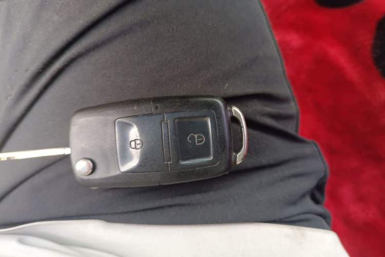 Used Hyundai Tucson 2009 2.0L Manual Two-Wheel Drive Fashion Edition Vehicle Key