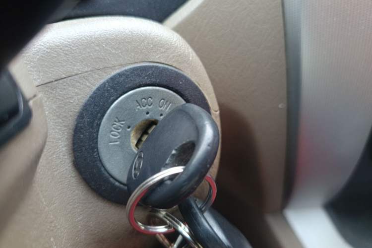 Used Hyundai Tucson 2009 2.0L Manual Two-Wheel Drive Fashion Edition Vehicle Key