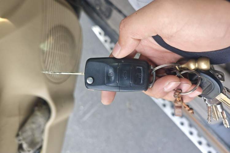 Used Hyundai Tucson 2009 2.0L Manual Two-Wheel Drive Fashion Edition Vehicle Key